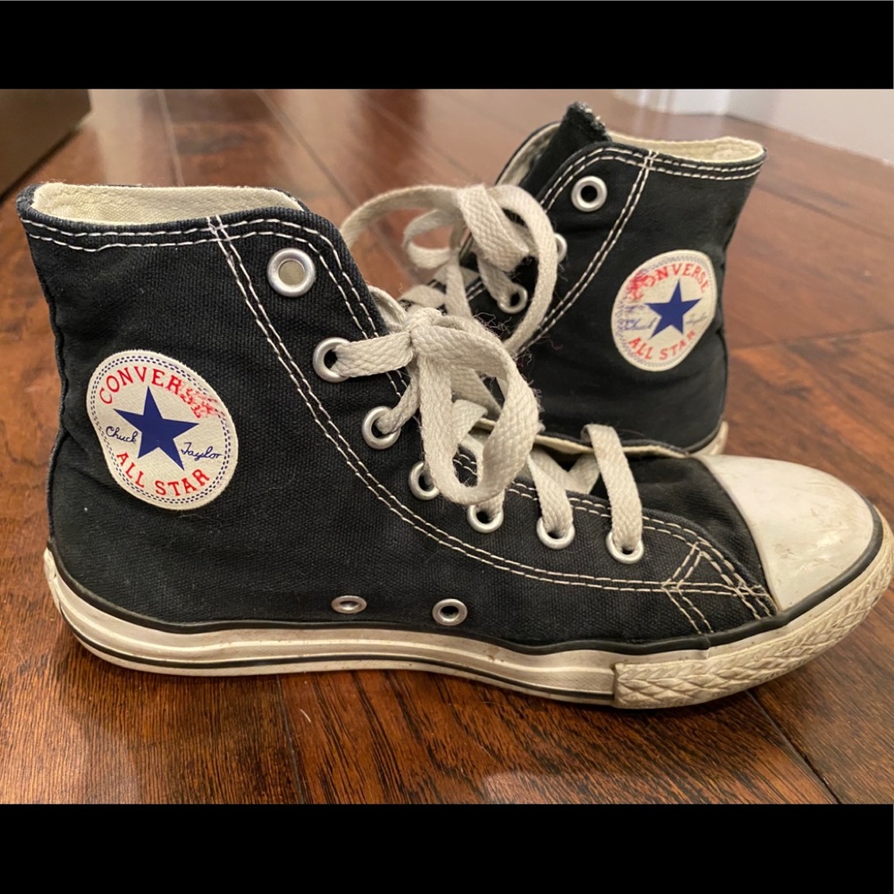 Chuck Taylor Converse All-Stars black hightops